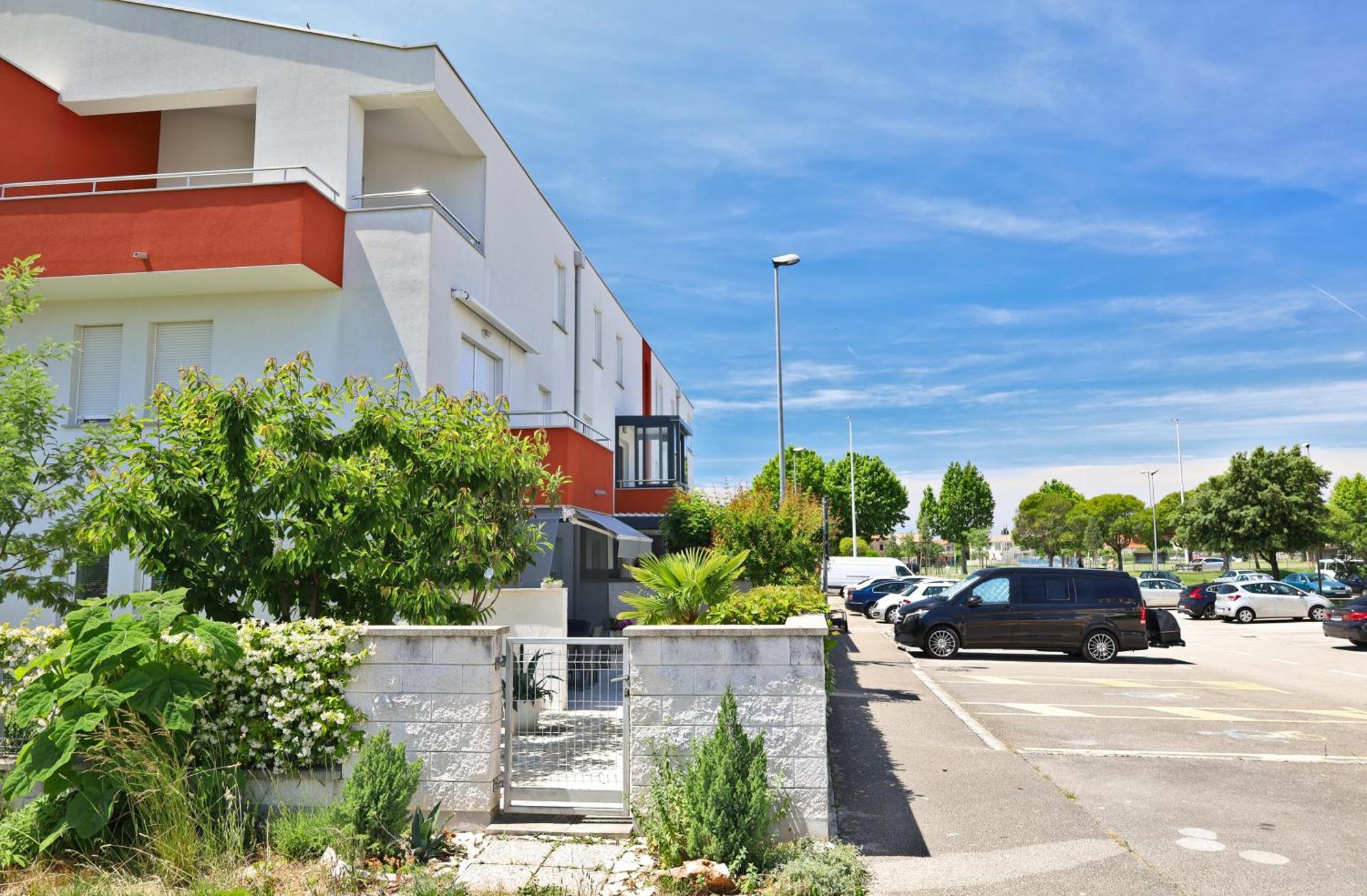 Sofia House With Apartment Umag Exterior foto