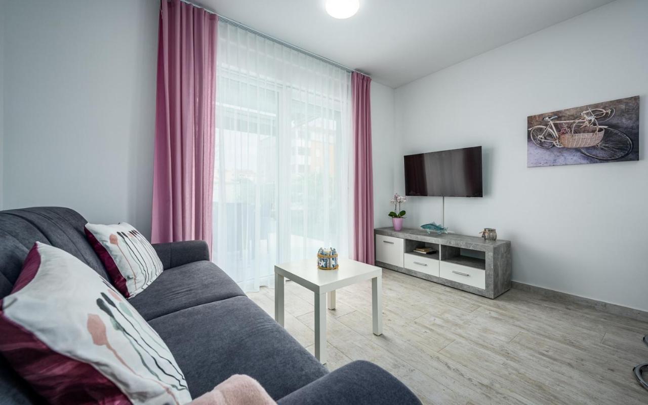 Sofia House With Apartment Umag Exterior foto